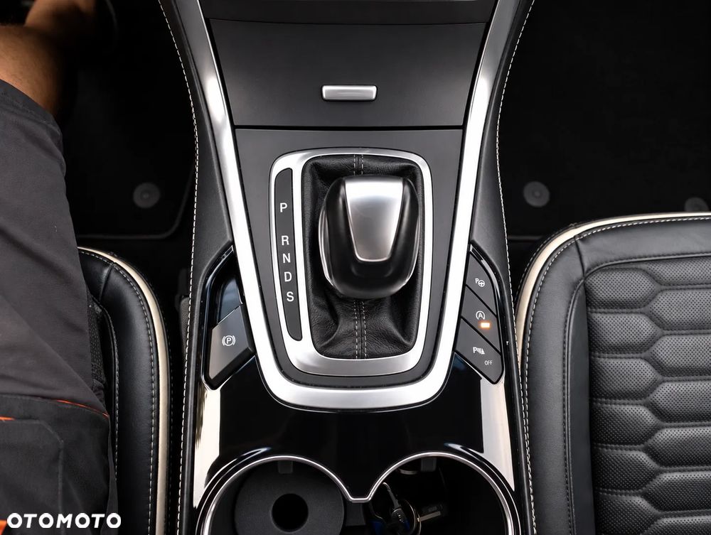 Ford Edge - 27