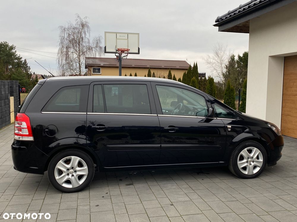 Opel Zafira 1.8 Design Edition - 23