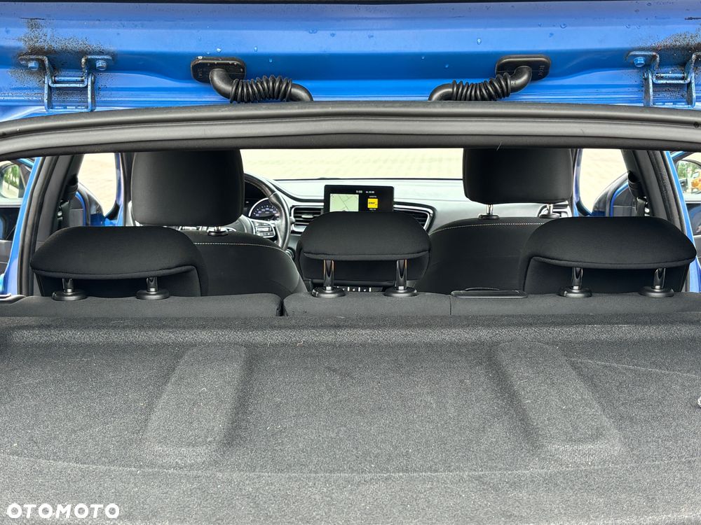 Kia Ceed 1.4 T-GDI DCT OPF GT Line - 16