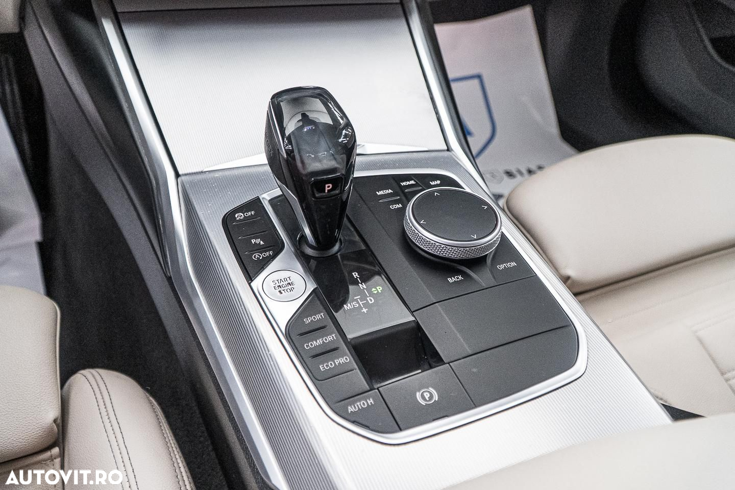 BMW Seria 3 320d xDrive AT Luxury Line - 32