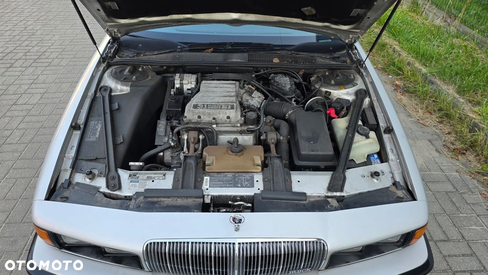 Buick Regal - 27