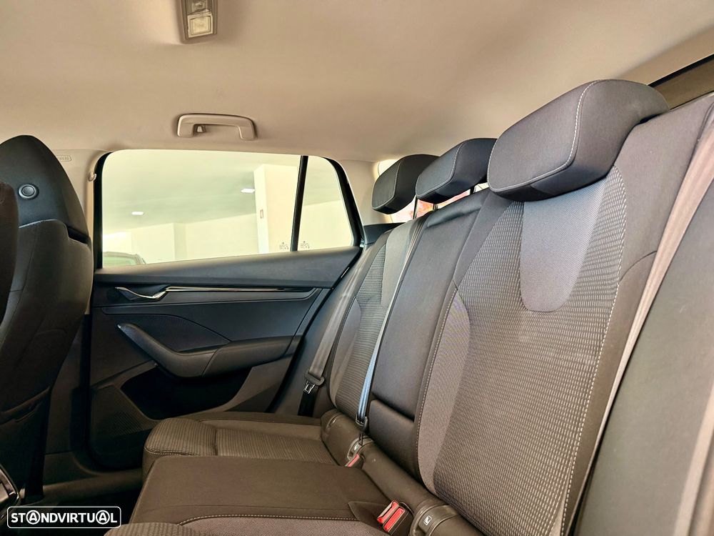 Skoda Octavia Break 2.0 TDI Active - 4