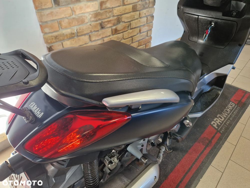 Yamaha X-max - 35