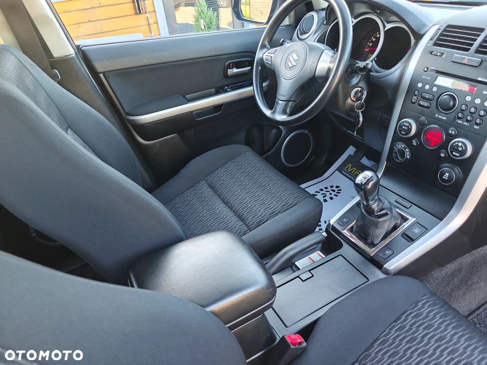 Suzuki Grand Vitara - 13