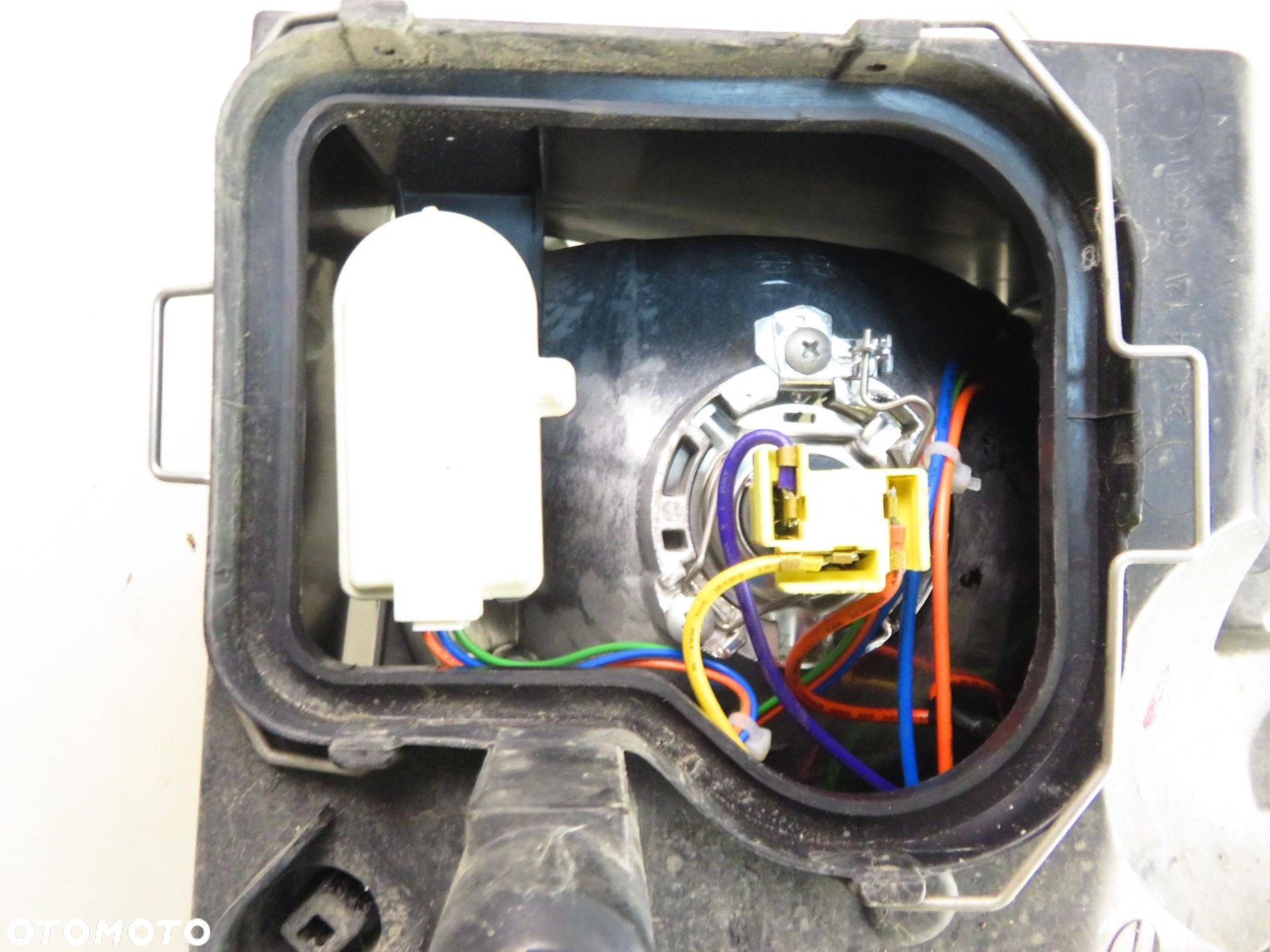 LAMPA PRAWA PRZEDNIA FORD TRANSIT MK6 - 9