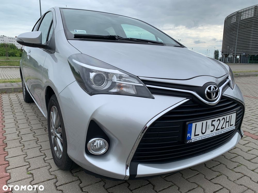 Toyota Yaris 1.33 Premium - 4