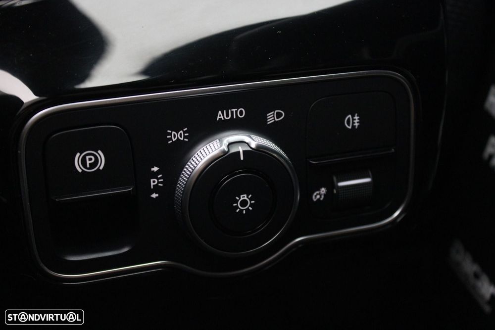 Mercedes-Benz CLA 180 d Shooting Brake Style Aut. — fotografia 16