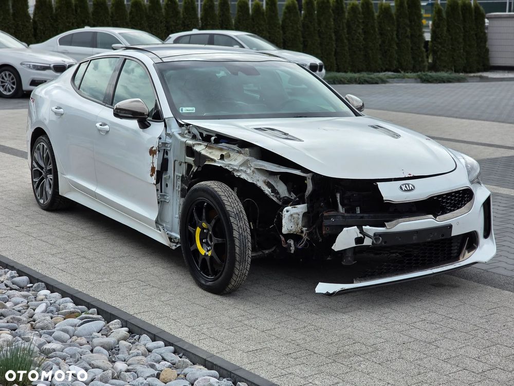 Kia Stinger 2.0 T-GDI XL - 8