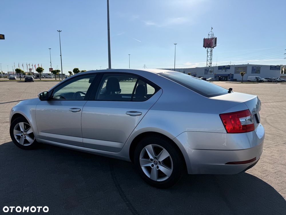 Skoda Octavia 1.4 TSI Ambition - 5