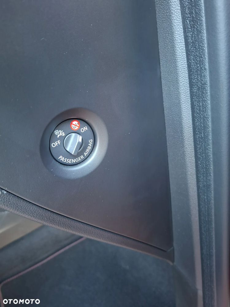 Renault Captur 1.0 TCe Intens - 12