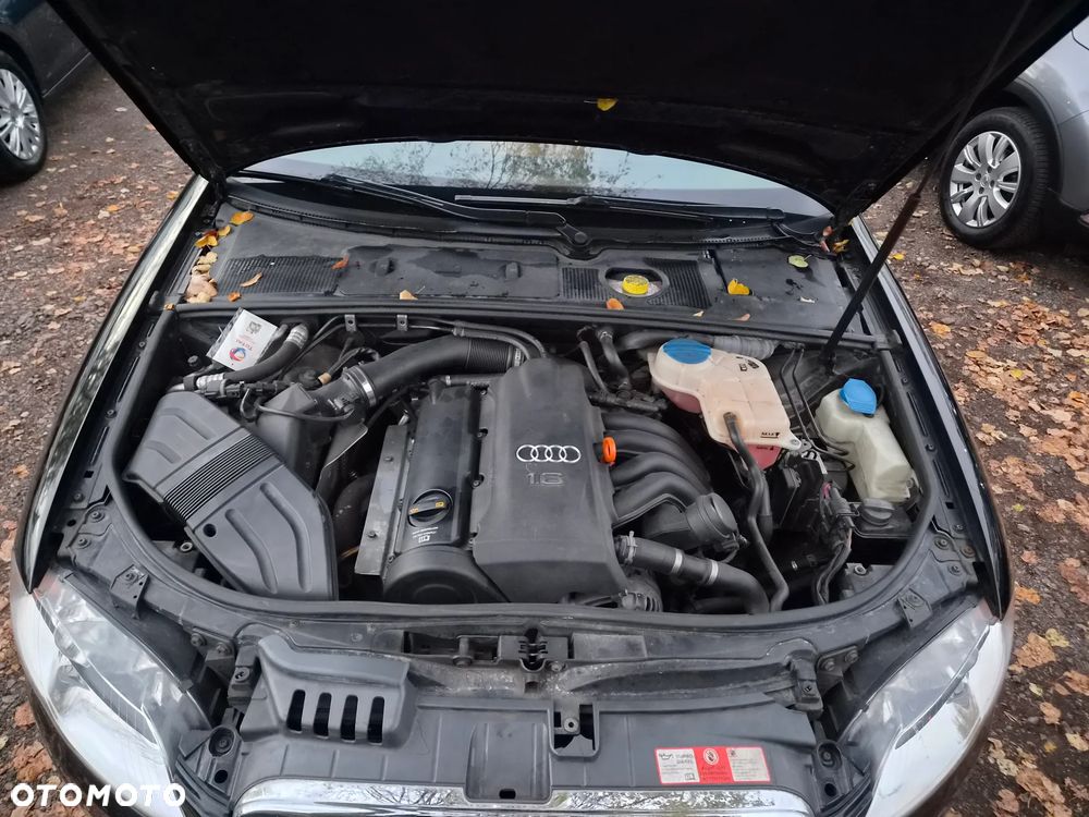 Audi A4 Limousine 1.6 - 17
