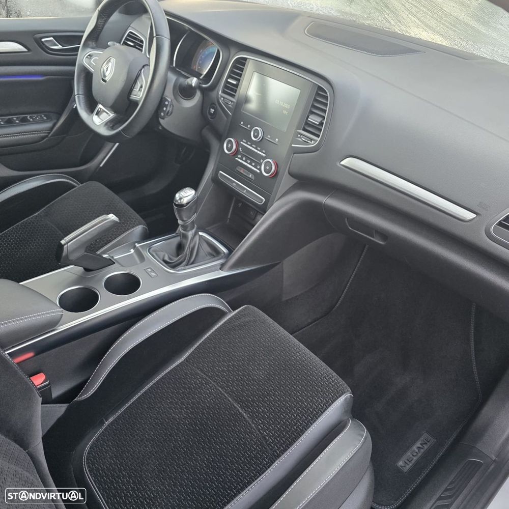 Renault Mégane 1.5 dCi Intens - 33