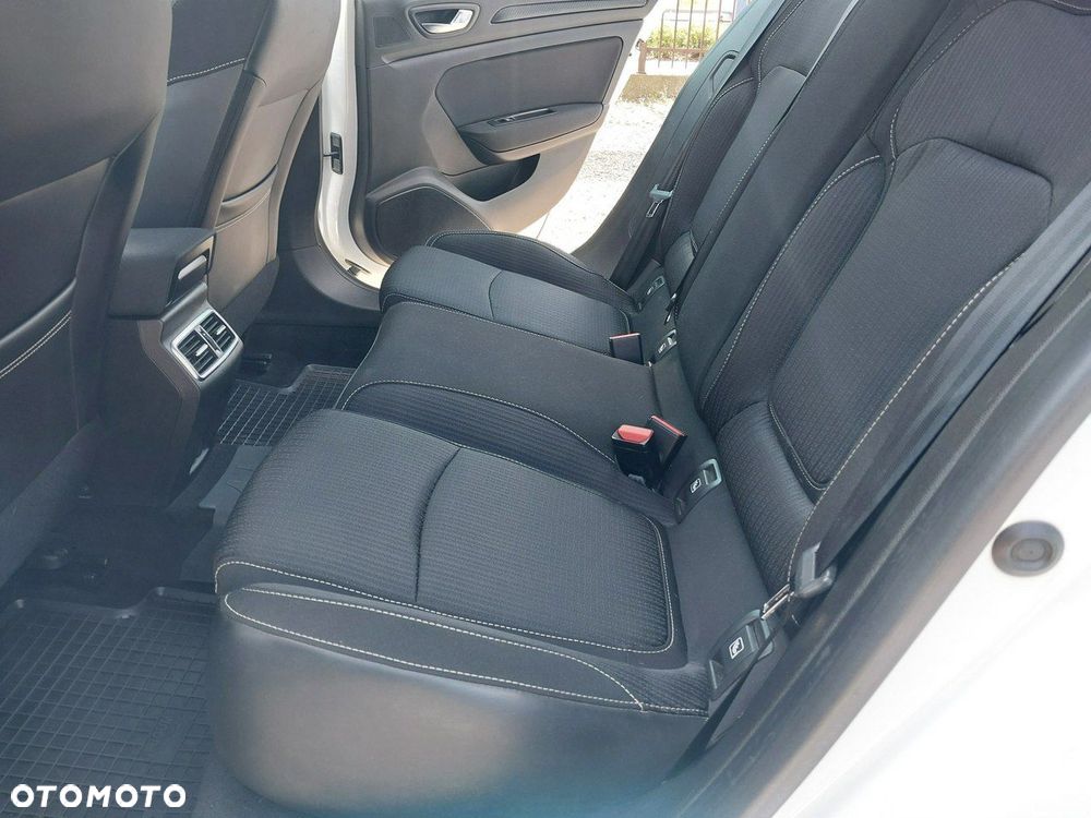 Renault Megane 1.6 SCe Zen - 17