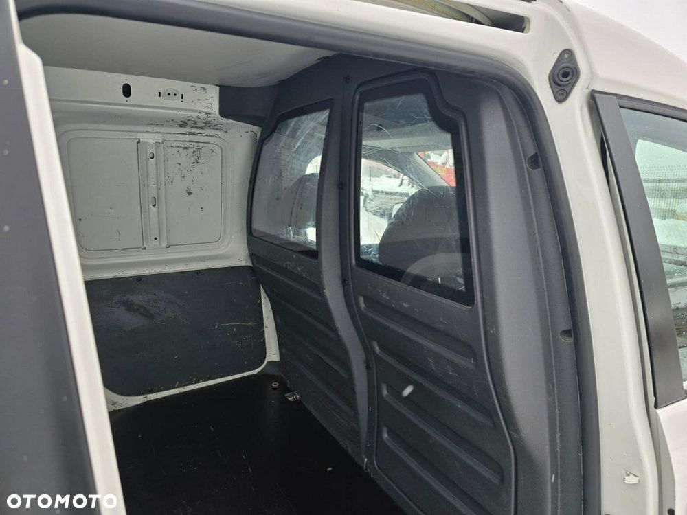 Volkswagen Caddy - 23