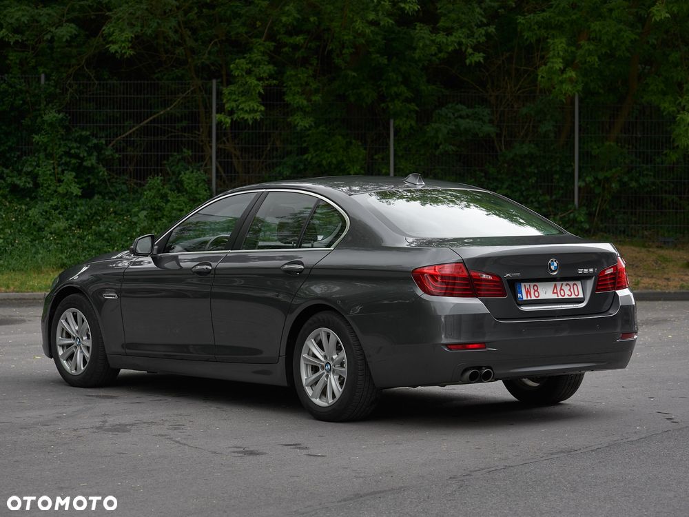 BMW Seria 5 528i xDrive - 2