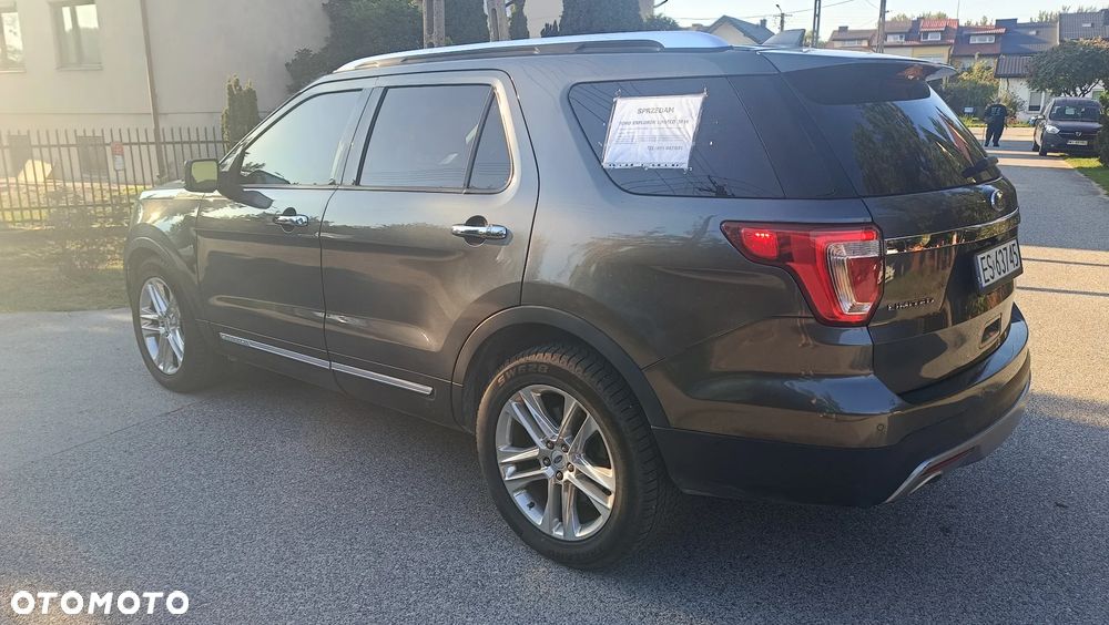 Ford Explorer - 5