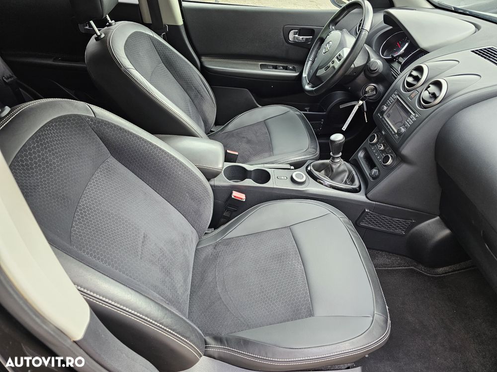 Nissan Qashqai 1.6 DCI ALL-MODE 4x4i N-Connecta - 8