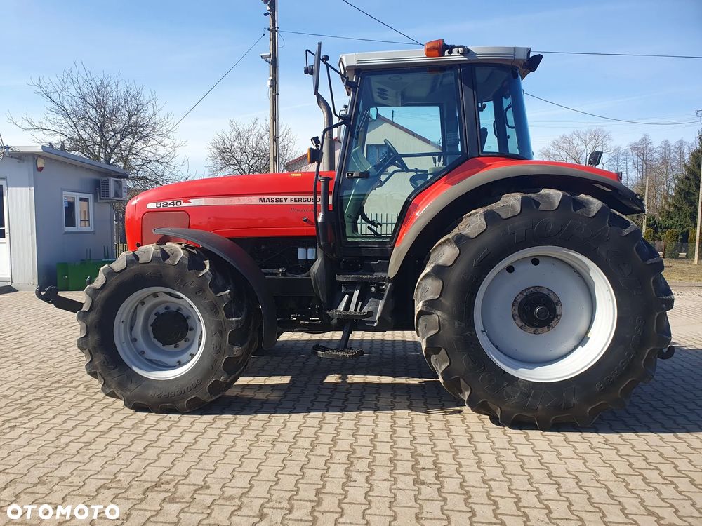 Massey Ferguson 8240 - 8
