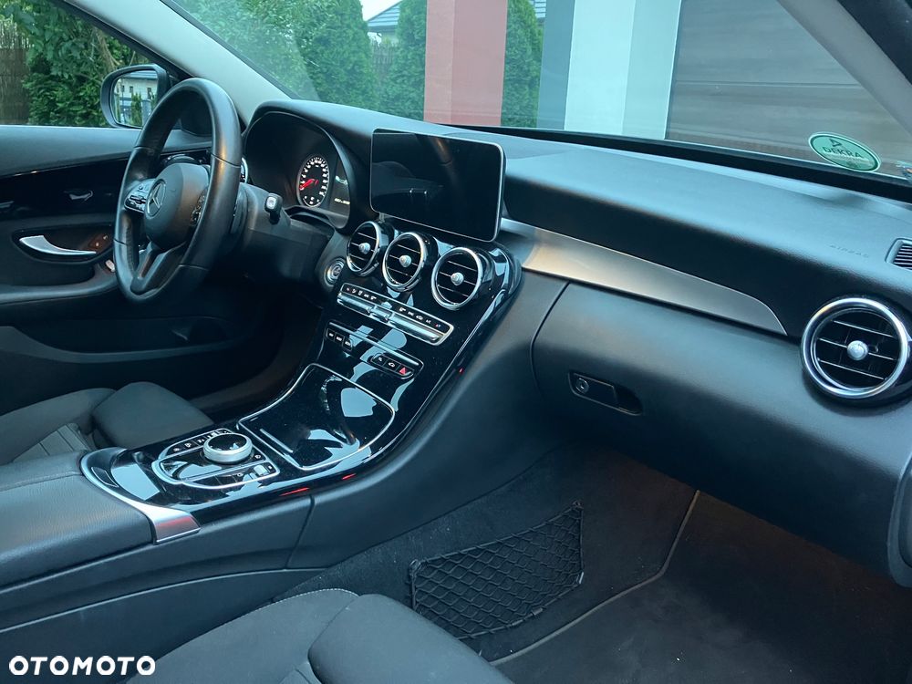 Mercedes-Benz Klasa C ver-160-business-edition-9g--tronic - 7