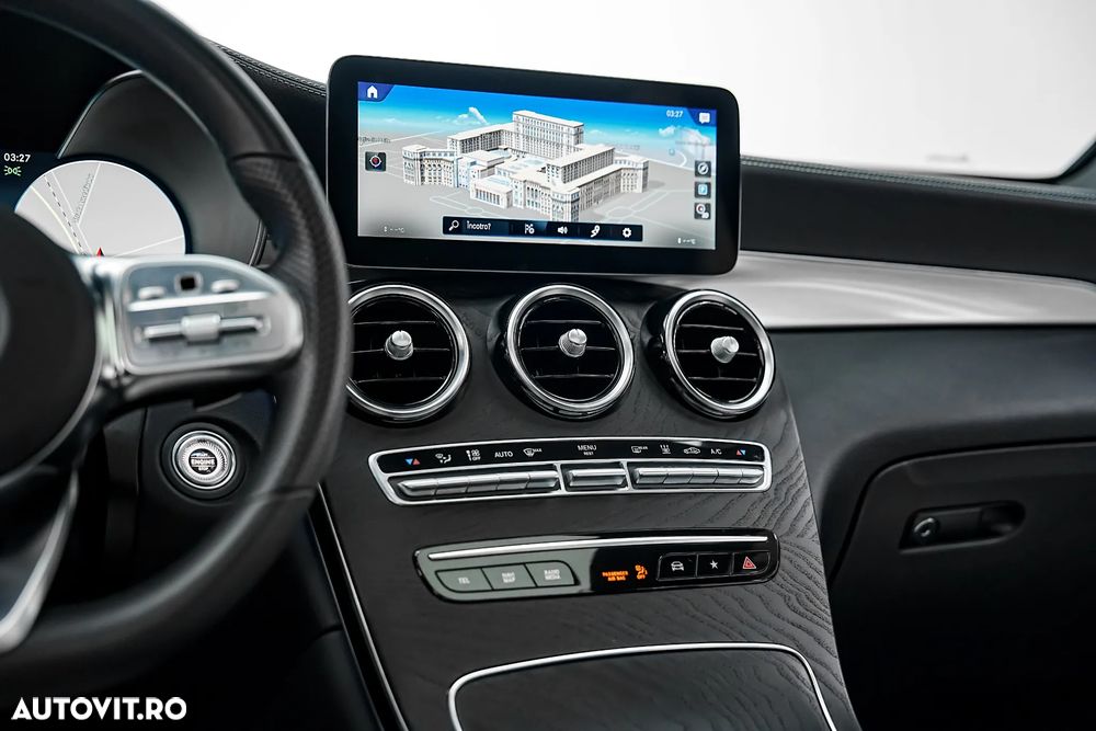 Mercedes-Benz GLC Coupe 300 e 4Matic 9G-TRONIC AMG Line Plus - 31