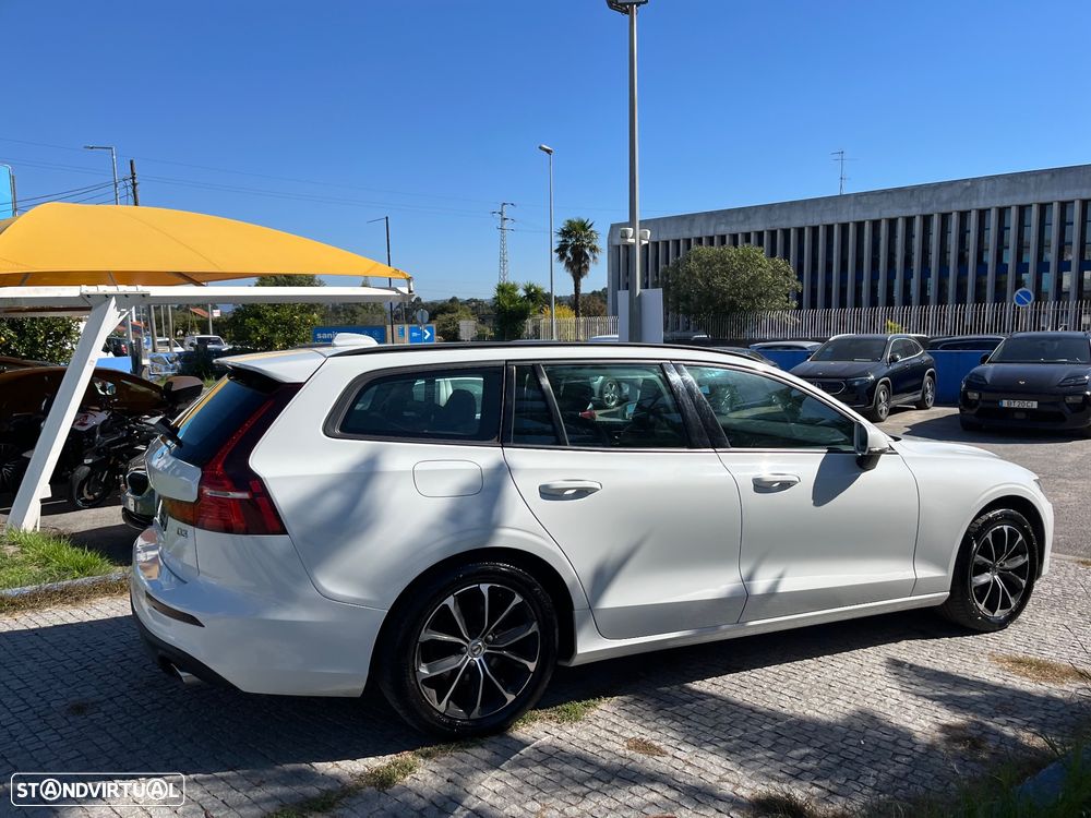 Volvo V60 2.0 D3 Momentum Plus - 6