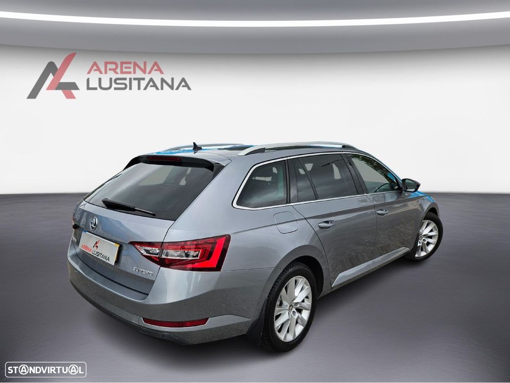 Skoda Superb Break 1.6 TDI Style - 17