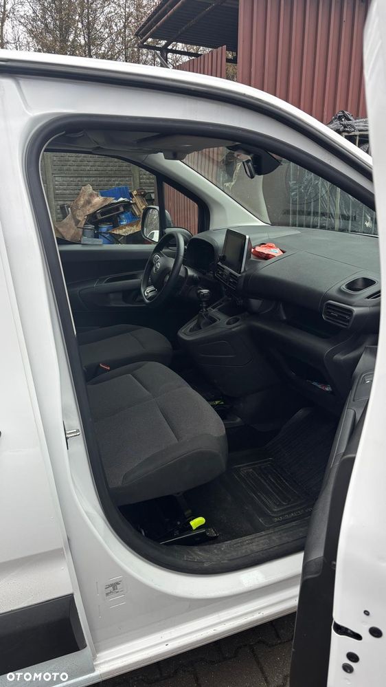 Toyota Proace City - 11