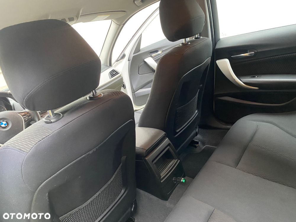 BMW Seria 1 118i - 21
