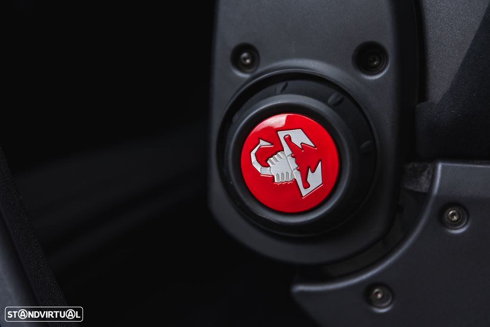 Abarth 595 1.4 T-Jet Competizione - 16
