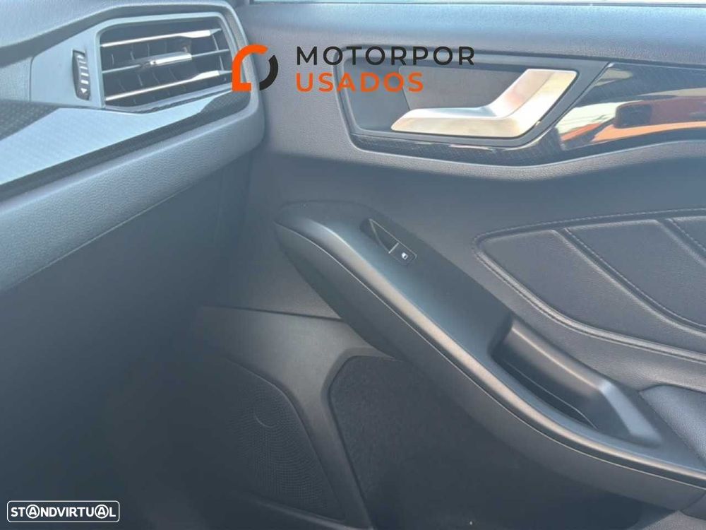 Ford Focus 1.0 EcoBoost MHEV ST-Line - 20