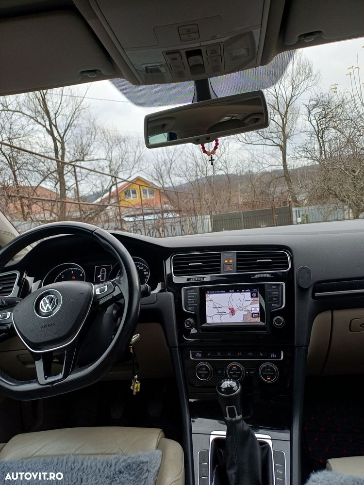 Volkswagen Golf 1.6 TDI DPF Trendline - 13