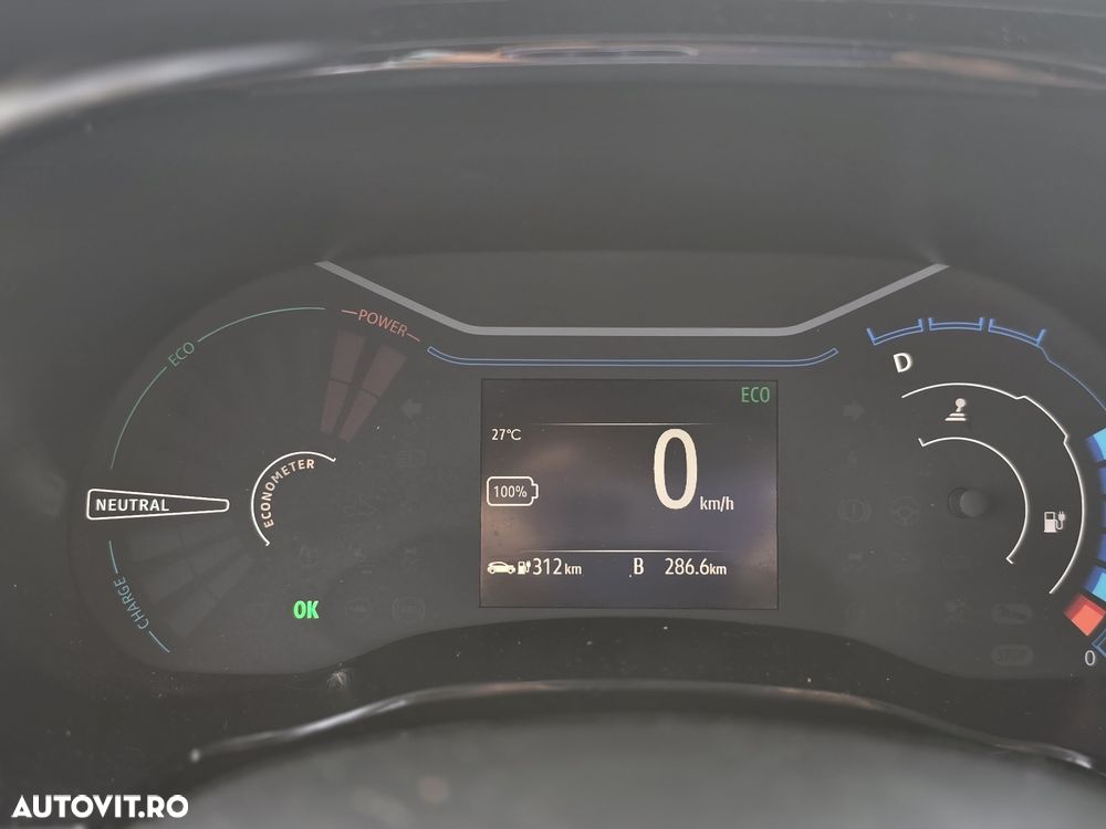 Dacia Spring Expression - 16
