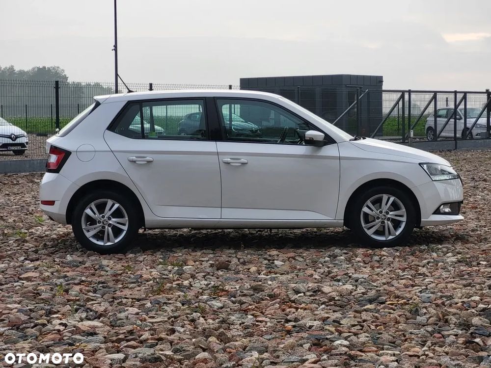 Skoda Fabia 1.0 Ambition - 4