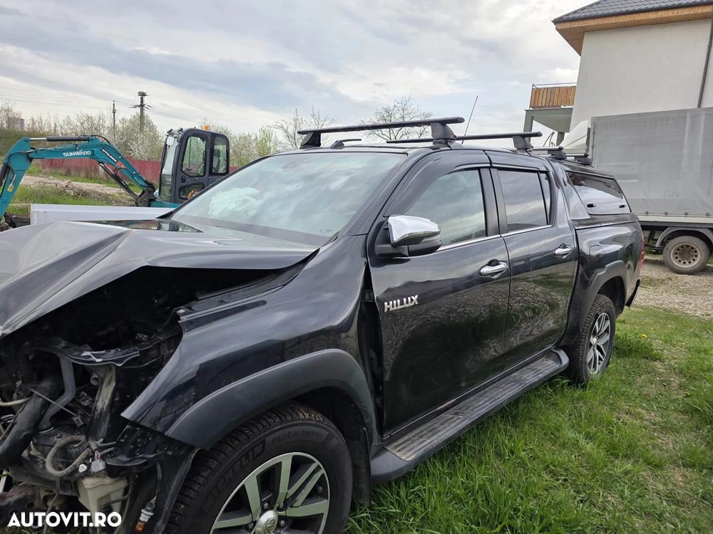 Toyota HILUX - 2