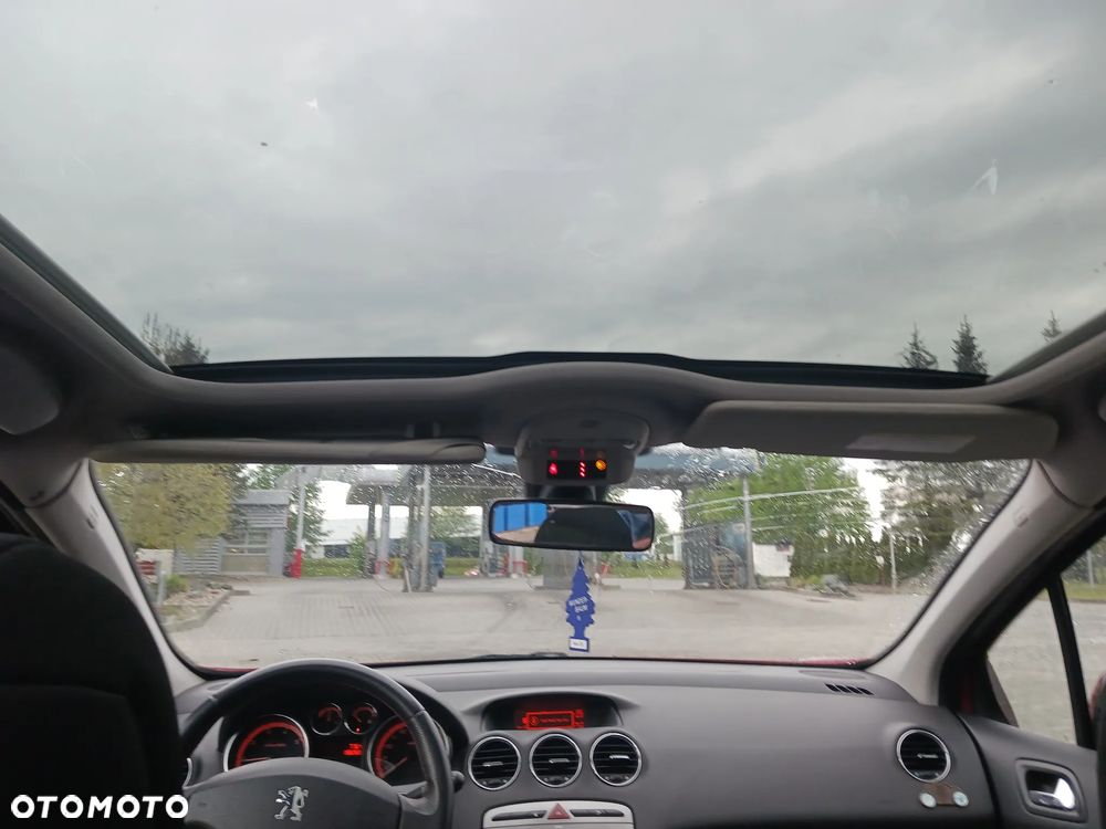 Peugeot 308 1.6 Premium Plus - 9
