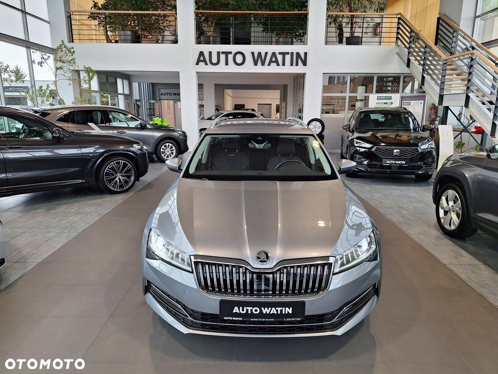 Skoda Superb 2.0 TDI SCR 4x4 L&K DSG - 12