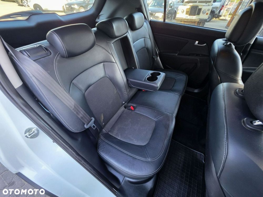 Kia Sportage 2.0 CRDI 4WD Vision - 27