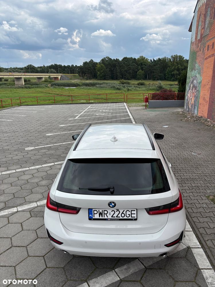 BMW Seria 3 - 12