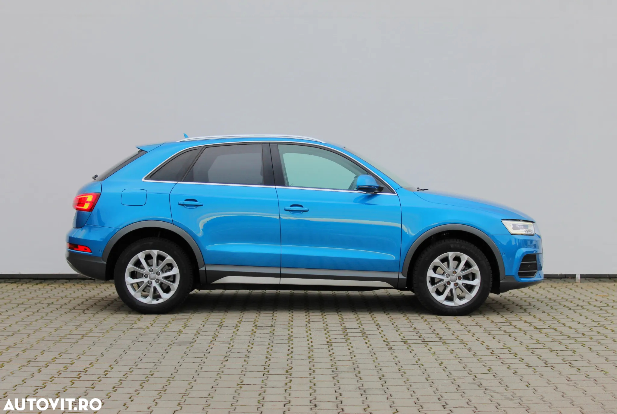 Audi Q3 2.0 TFSI Quattro Stronic Design - 6
