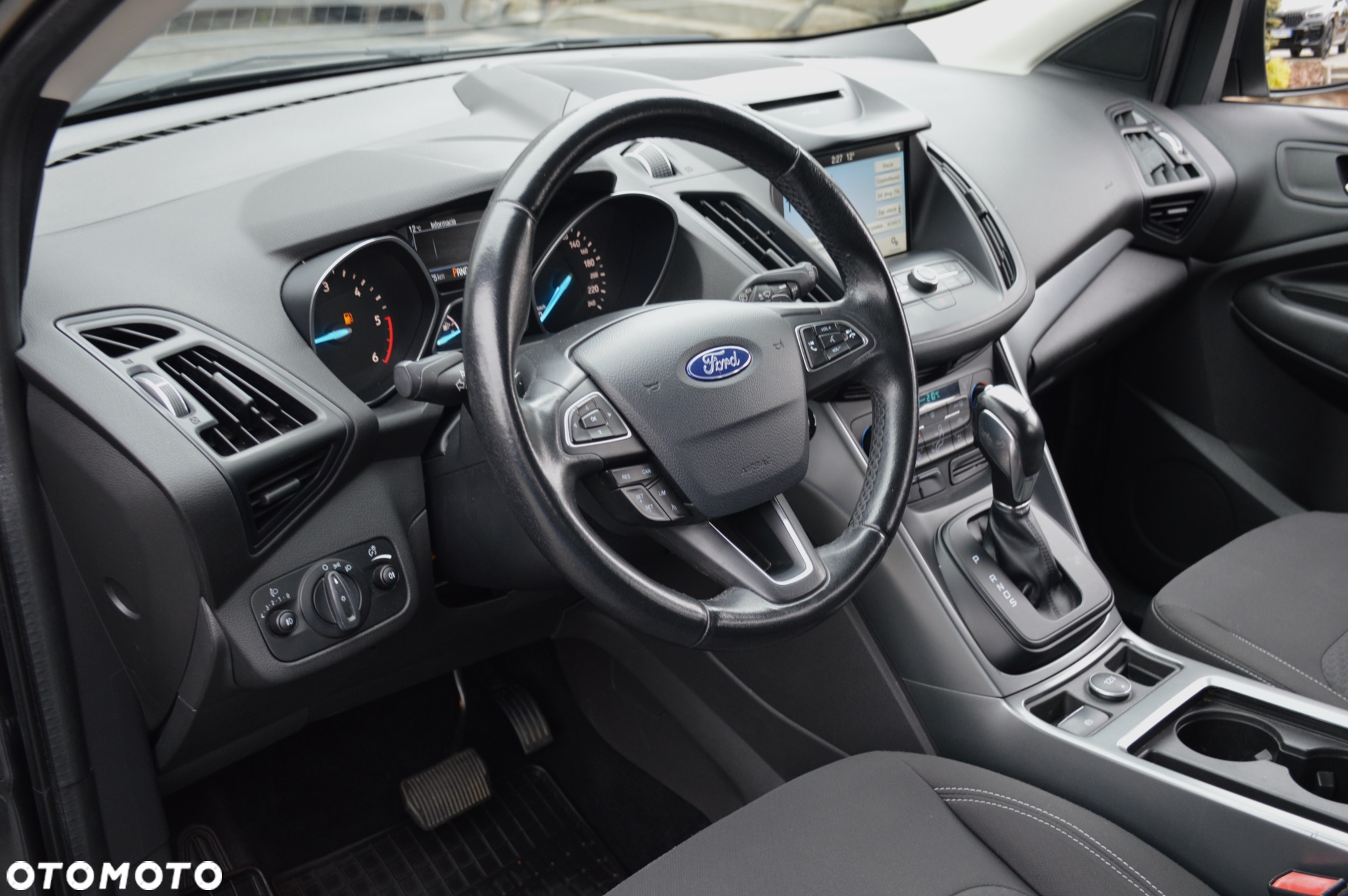 Ford Kuga 2.0 TDCi 4x4 Titanium - 30