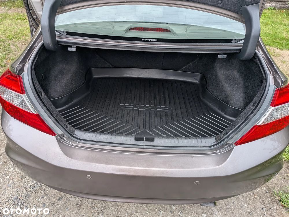 Honda Civic 1.8 Executive - 4
