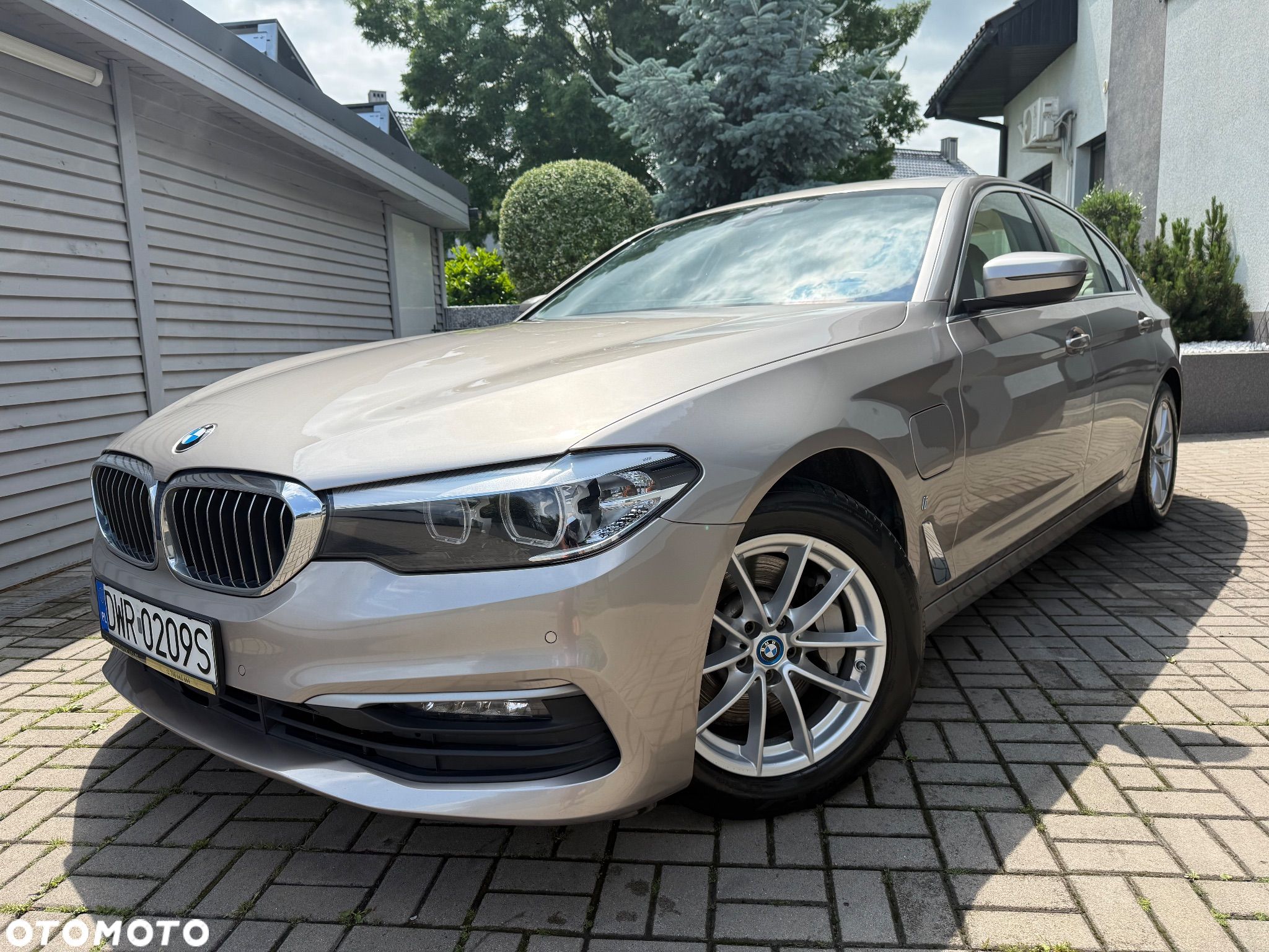 BMW Seria 5 530e Luxury Line sport - 1