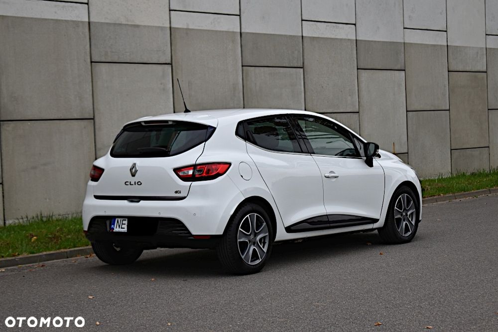 Renault Clio - 18
