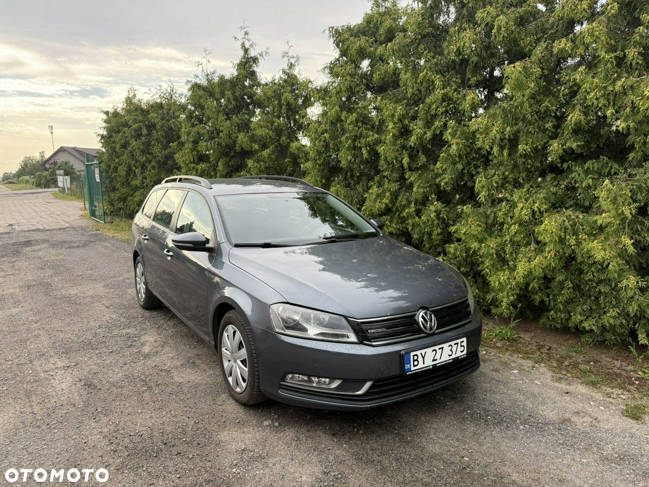 Volkswagen Passat - 13