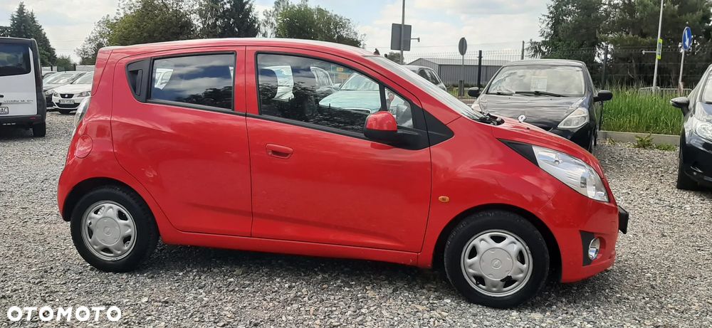 Chevrolet Spark - 38