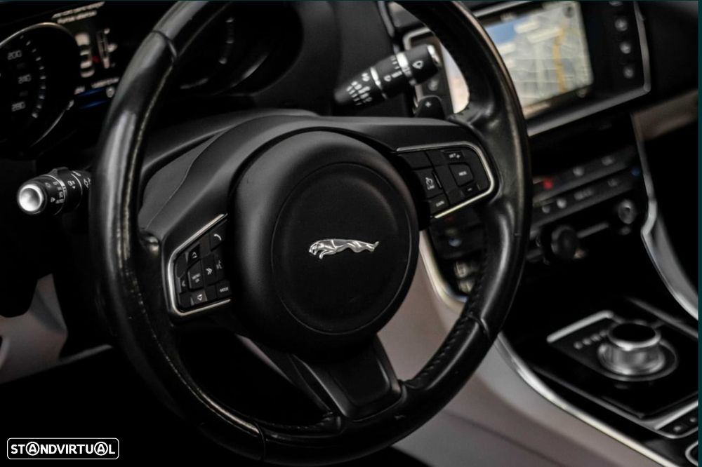 Jaguar XE E-Performance Aut. Prestige - 5