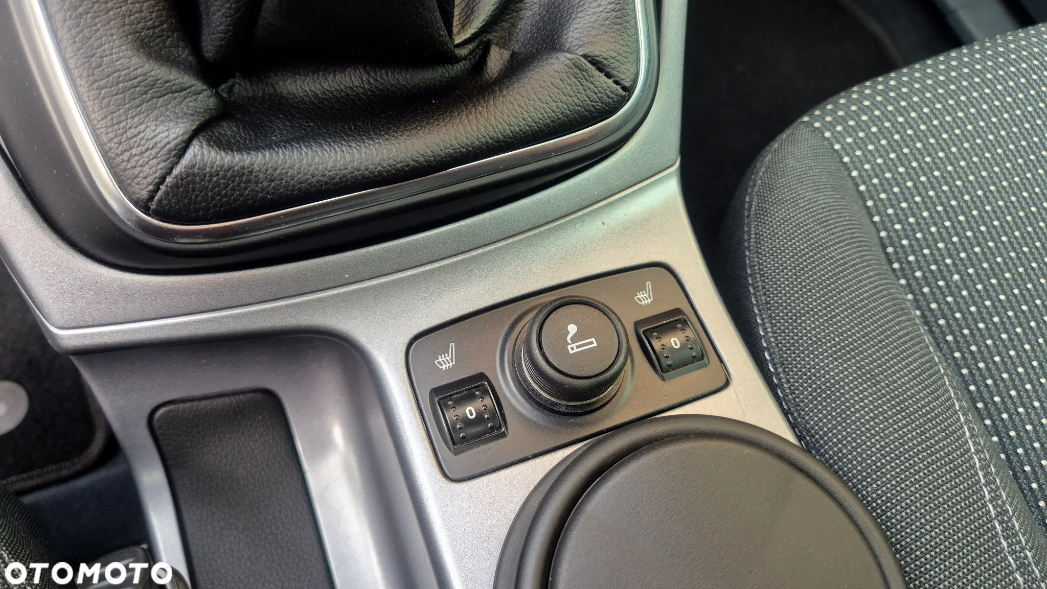 Ford C-MAX 1.6 EcoBoost Start-Stop-System Business Edition - 16