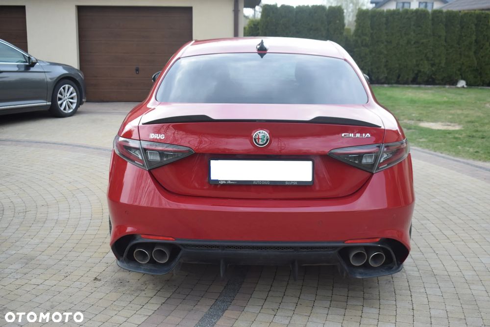 Alfa Romeo Giulia 2.9 Bi Turbo V6 Quadrifoglio - 6