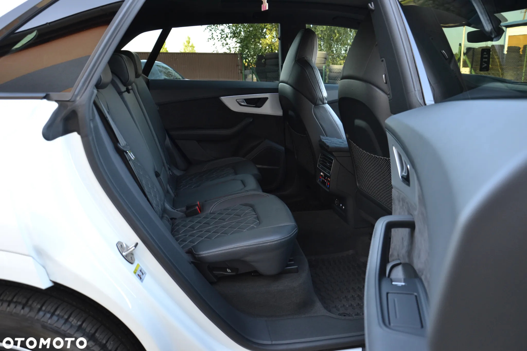 Audi SQ8 - 38