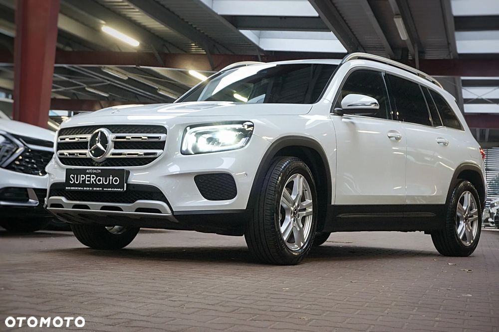 Mercedes-Benz GLB 200 7G-DCT - 7